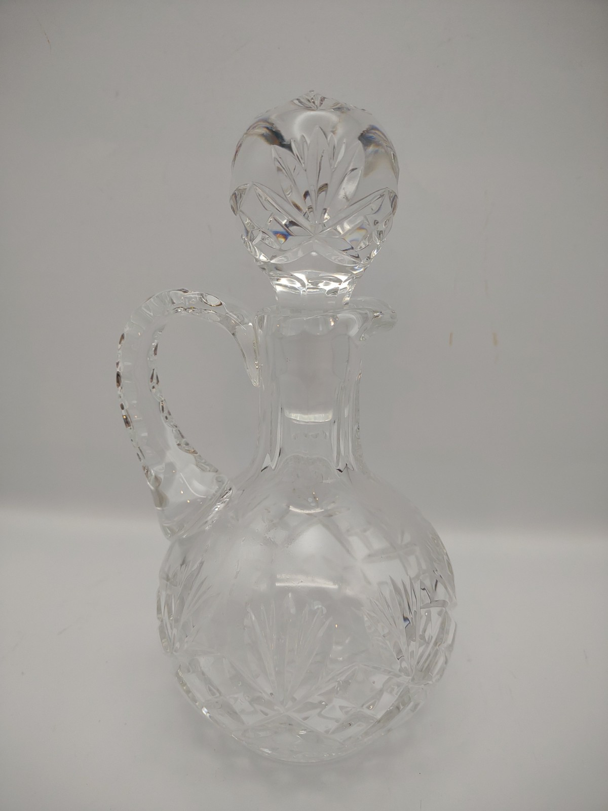 Vtg Brilliant Cut Glass Cruet Decorative Starburst Pattern With Stopper