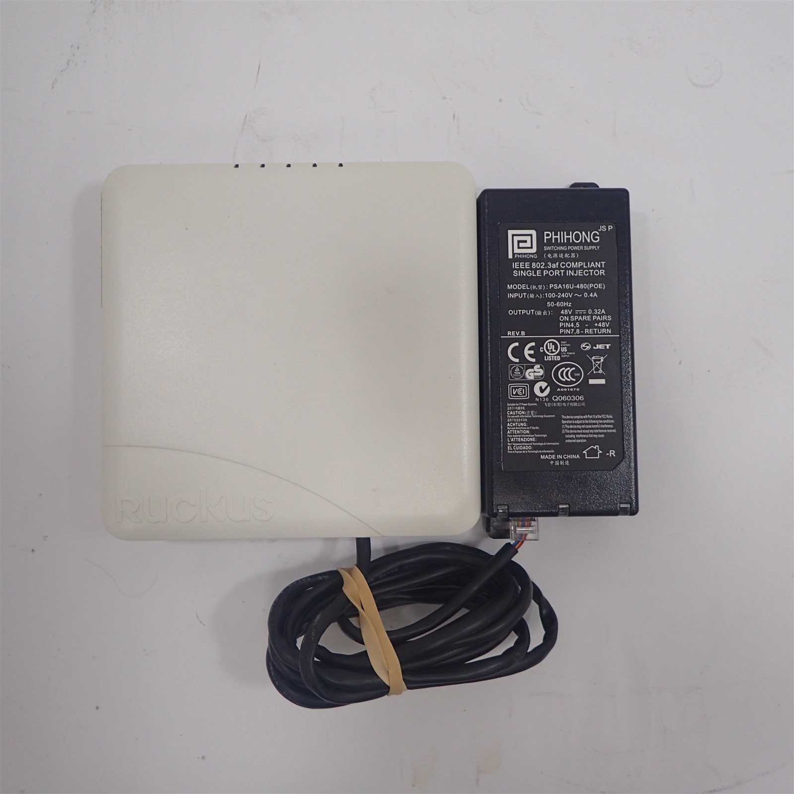 Ruckus Zoneflex R500 Dual Band Wireless Access Point w/ PoE Injector