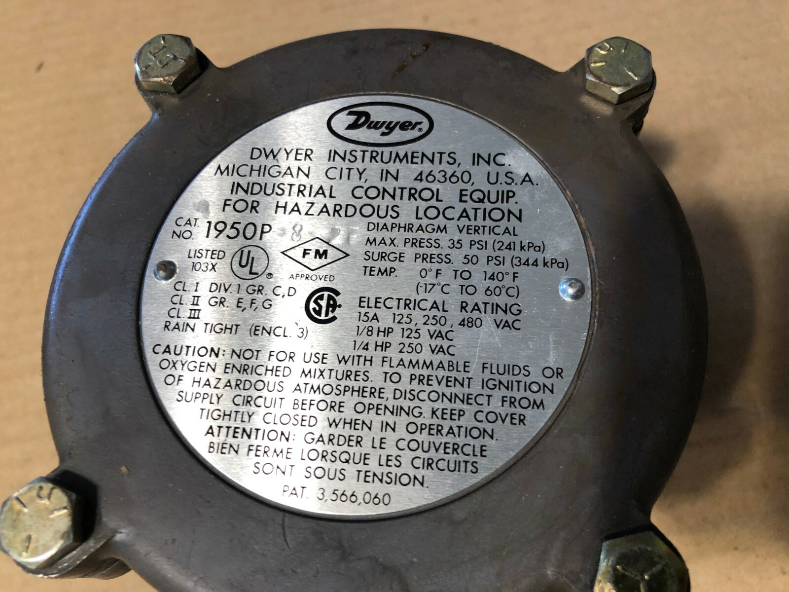Dwyer, Pressure Switch, 1950P-8-2F