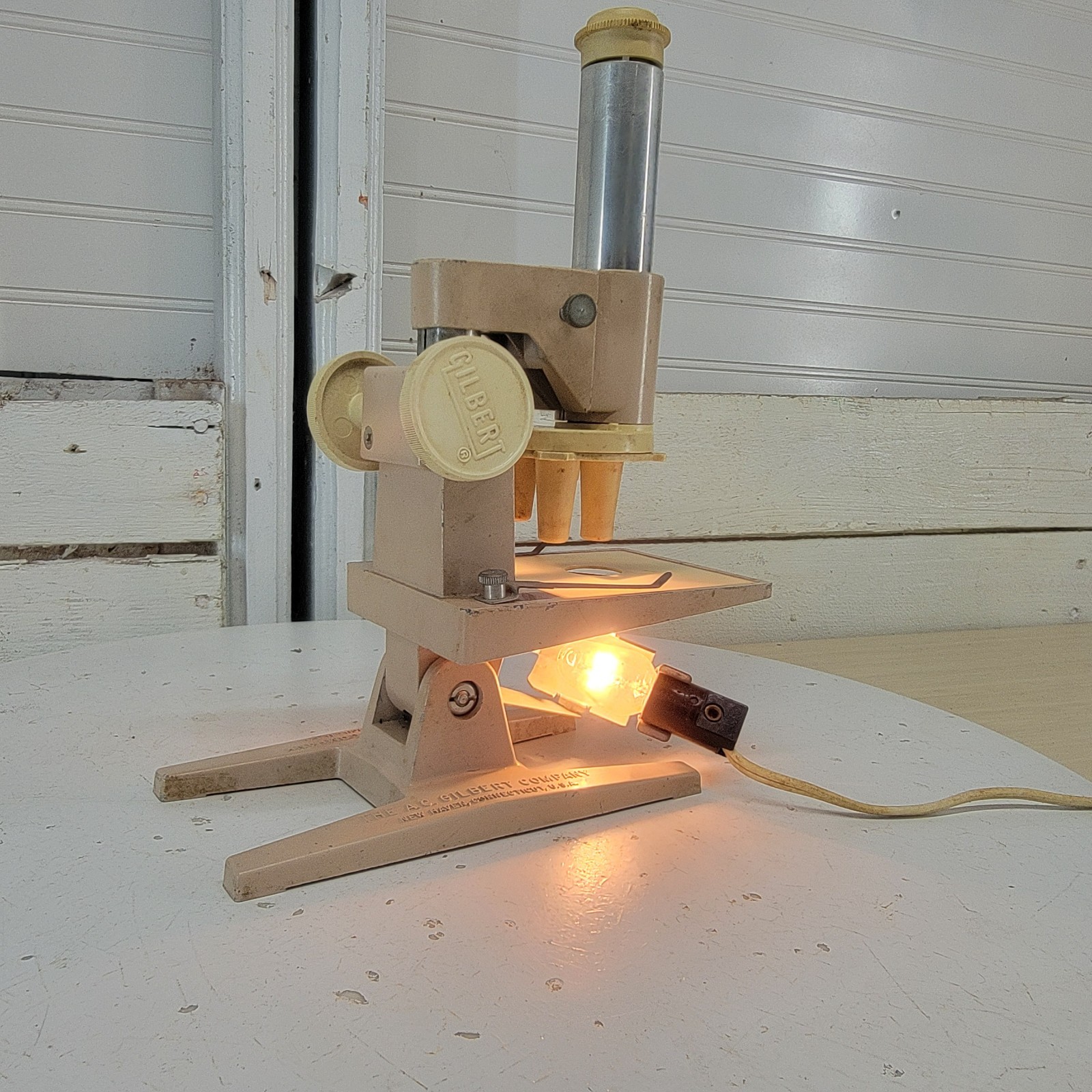 Vintage A.C. Gilbert Illuminated Microscope Working Light Educational USA