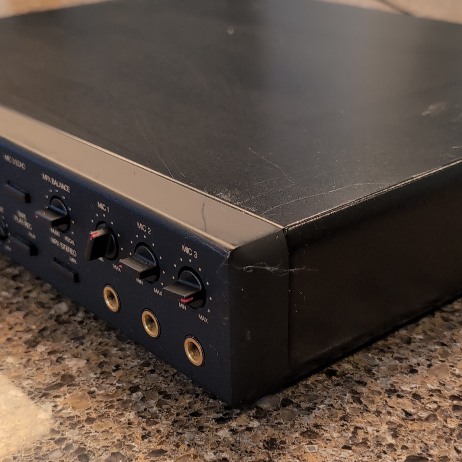 Nikkodo DEP-2000K Digital Echo/Key Processor 1U Rack 2CH RCA 1/4" Black