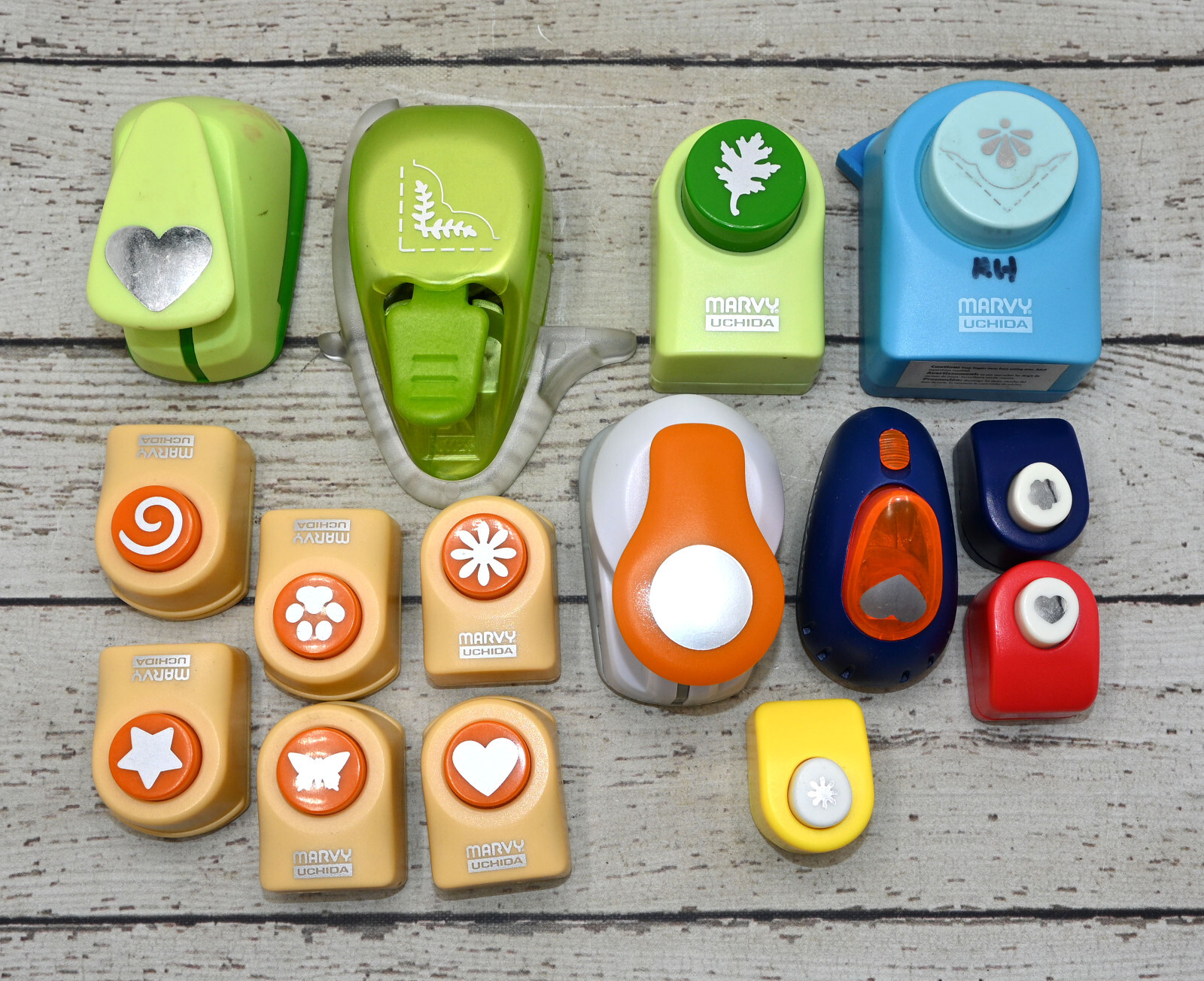 Lot of 15 Paper Punches Fiskars Marvy Uchida Leaf Shapes Flower Butterfly Heart