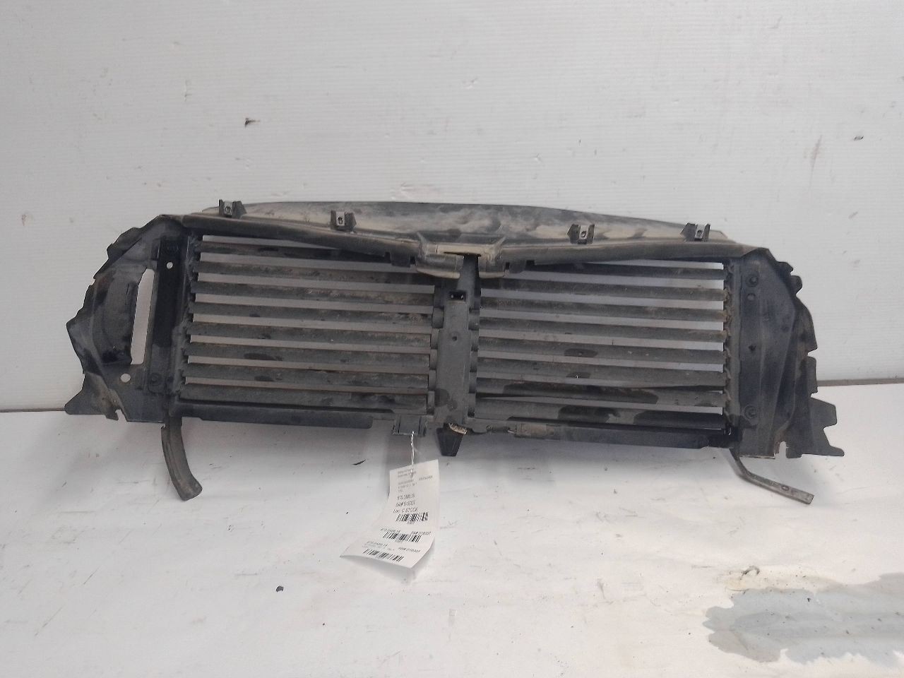 Active Air Shutter from 2018 Chevrolet Equinox 1.6L Diesel 11992172