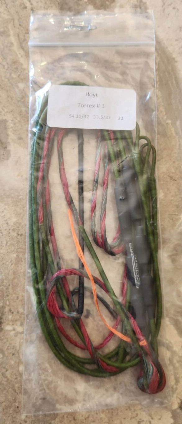 New Hoyt Torrex String and Cable Set - FirstString  Green & Red TRX #3 Cam