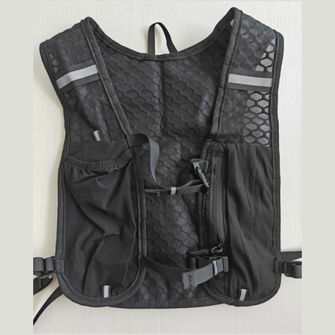 Reflective Running Vest Backpack Sports Hydration Smartphone Holder