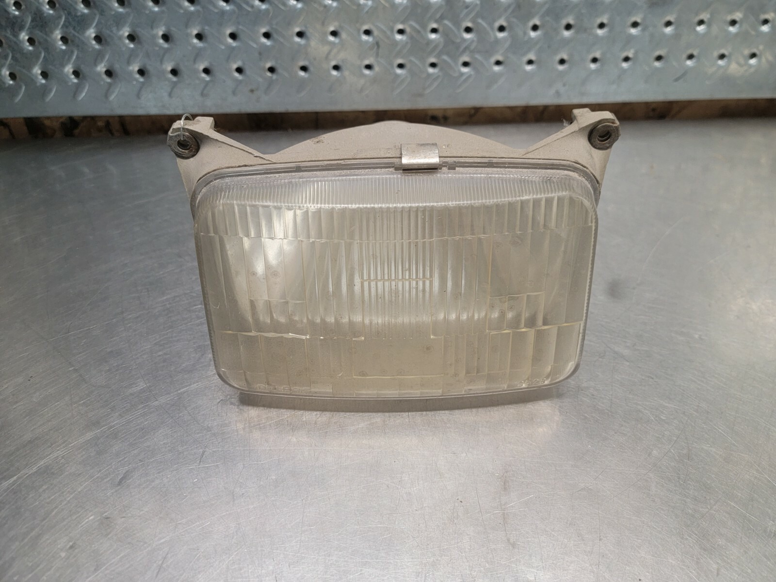 1990 POLARIS INDY TRAIL DELUXE HEADLIGHT ASM 4032038 t056