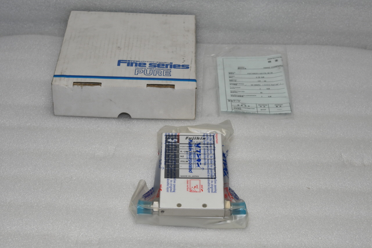 Fujikin Fine series PURE MASS FLOW FCST1005ZFC-4J2-F2L-N2-R5, Free shipping