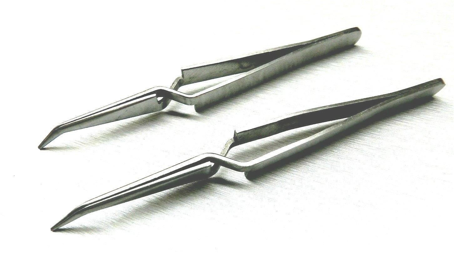 Cross Lock Tweezers Bent Tip Self Locking Reverse Action Stainless 4-3/4" 2 Pcs
