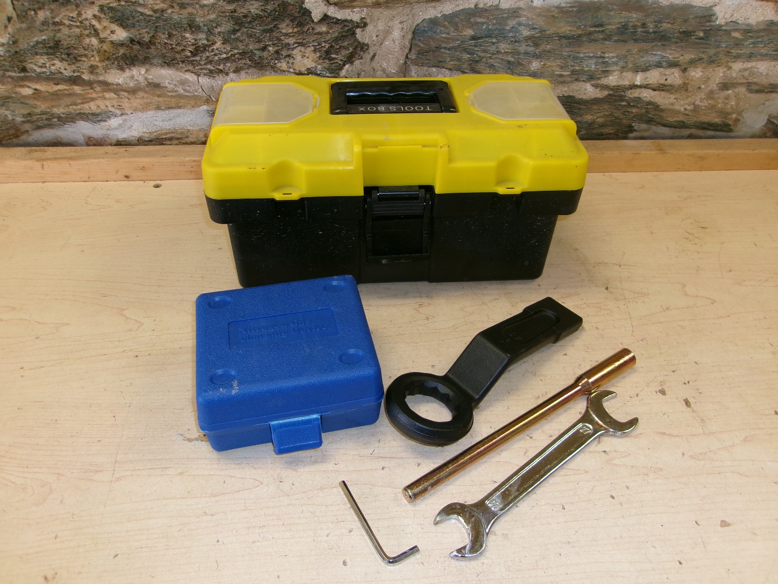 AGT Nitrogen Charging  kit with tools