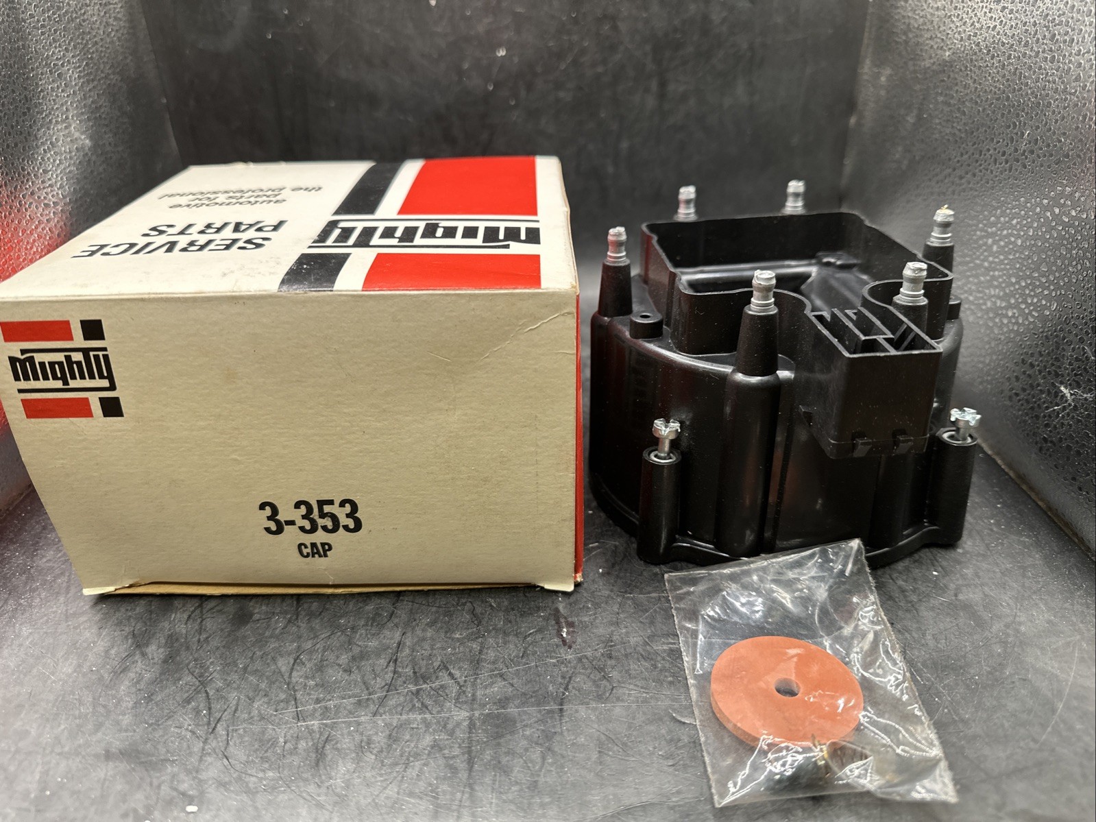 🇺🇸Mighty 3-353 Distributor Cap 77-90 CADDY CHEVY BUICK etc See Description*