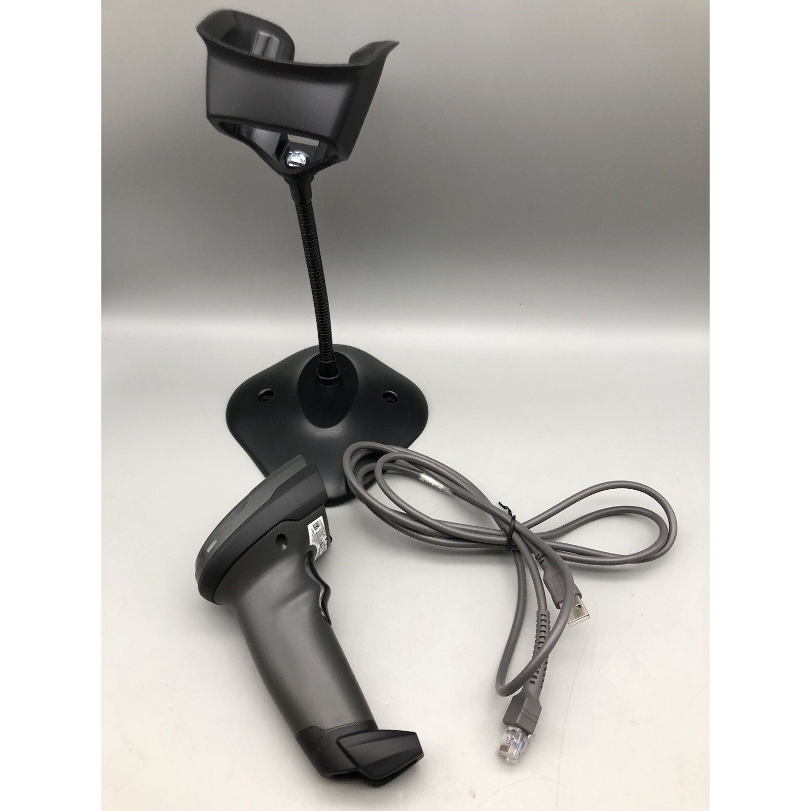 Zebra Symbol DS4308 Handheld Omnidirectional Barcode Scanner/Imager READ