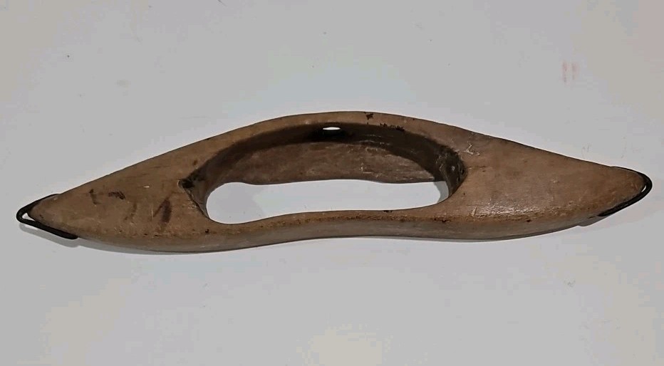 Antique Weaving Boat Shuttle Loom 11” Hand Carved Wood Fish Net Repair No Quill