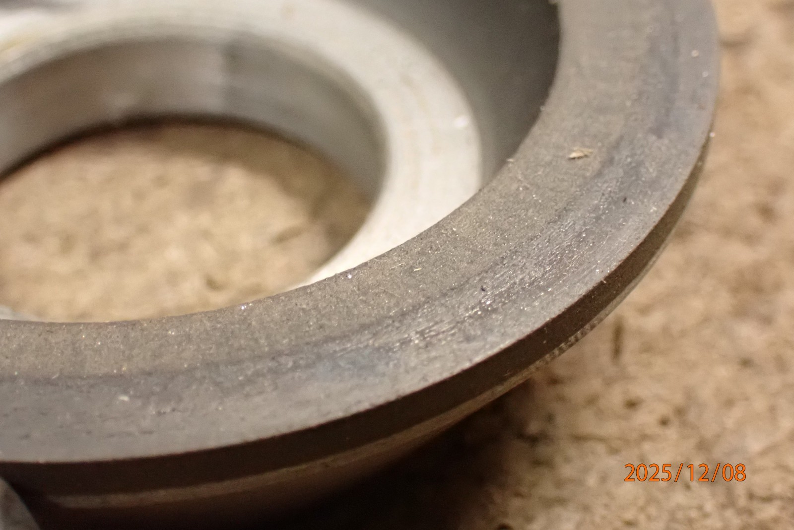 OLDER SMALL CUP GRINDING DIAMOND WHEEL FOR SURFACE TOOL CUTTER GRINDER