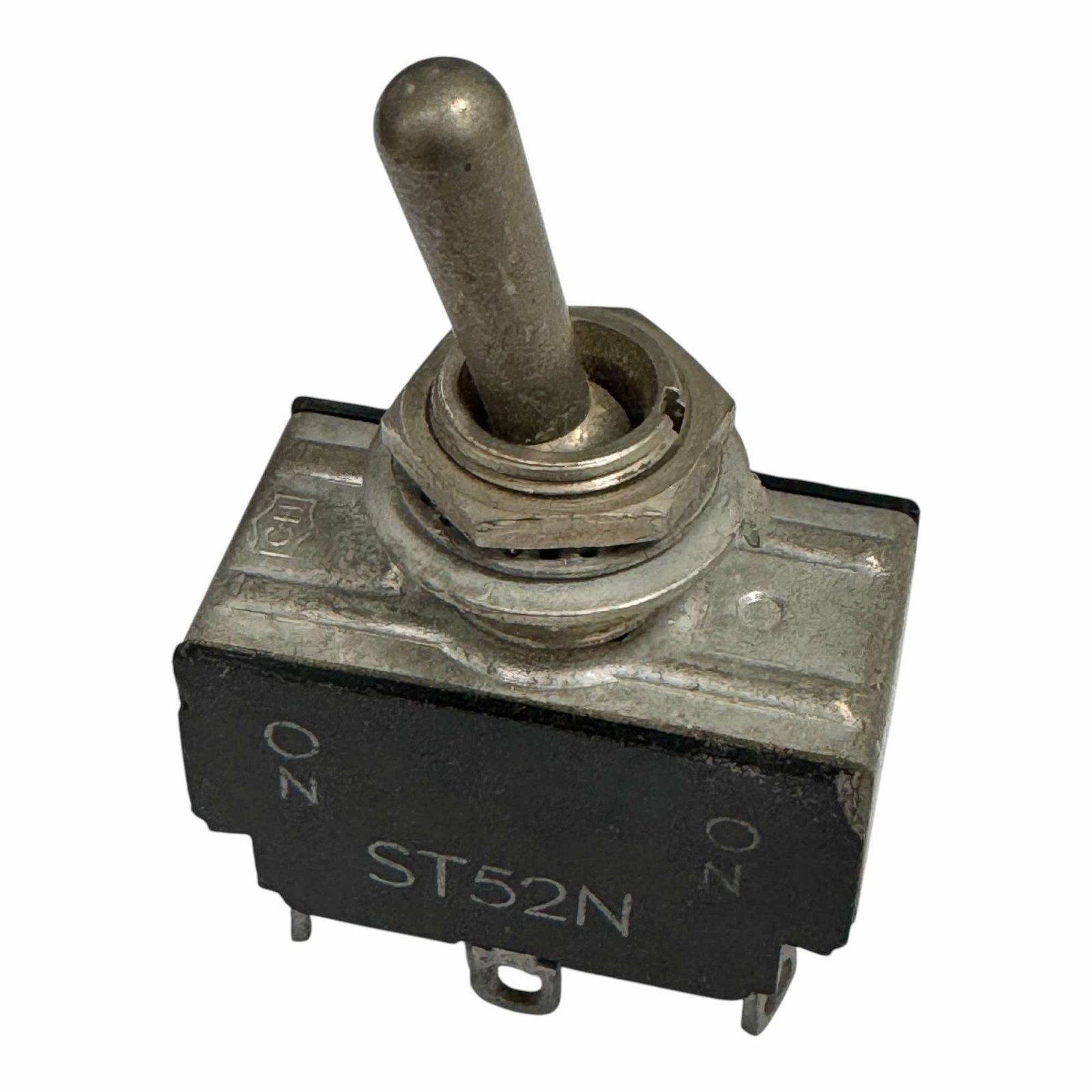 ST52N C-H Toggle Switch DPDT (On-On)