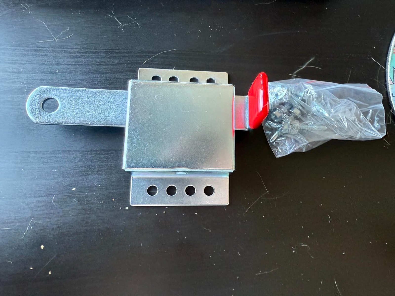 Garage Door Lock Kit Heavy Duty Galvanized Steel Slide Latch with Red PVC Handle