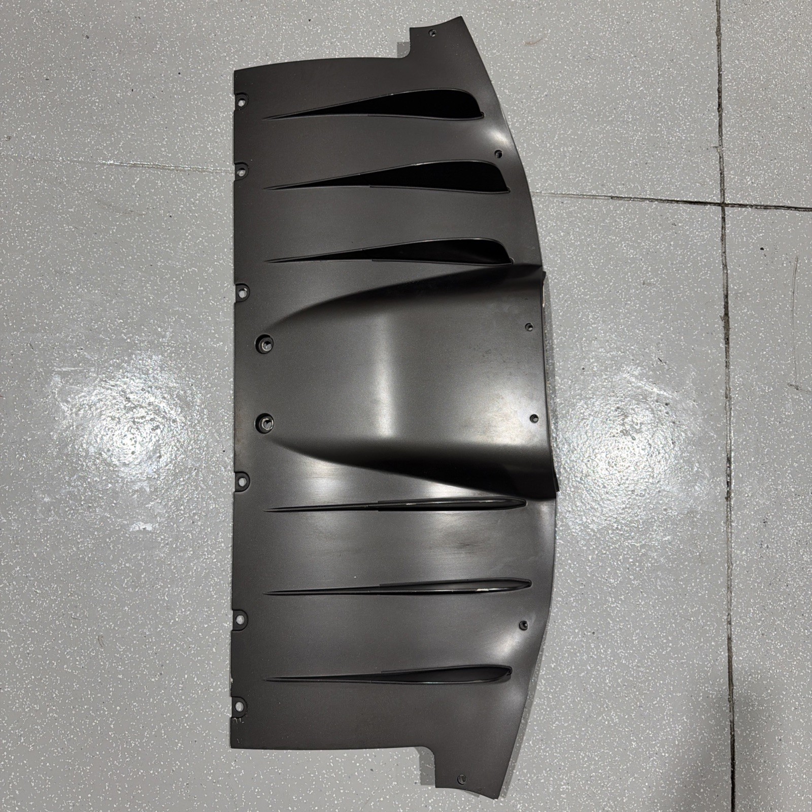 Ferrari 458 rear diffuser (83916510)