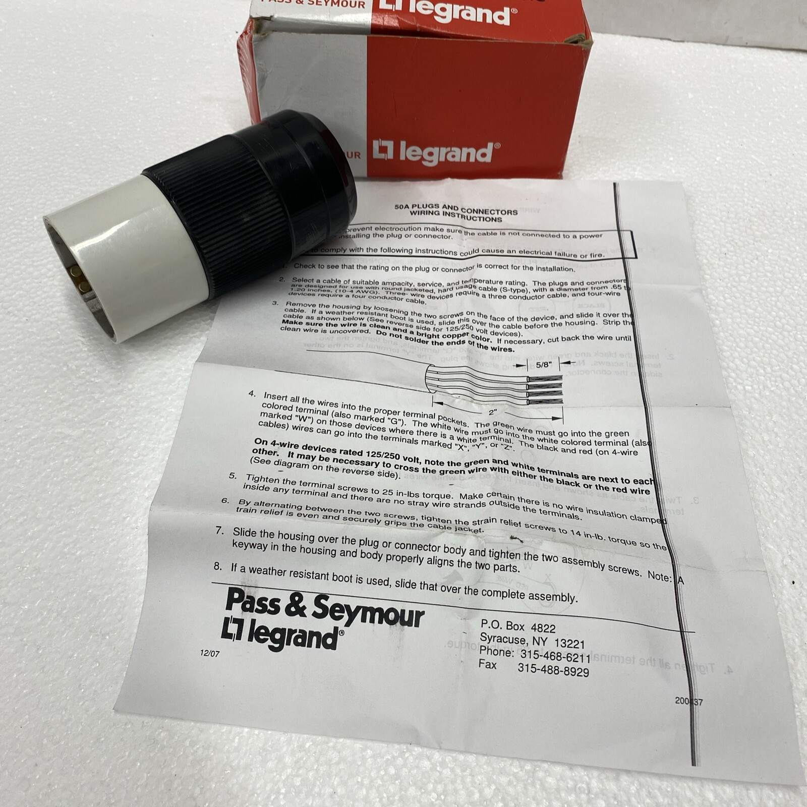 Legrand Turnlok Connector  CS8364   CJA-04