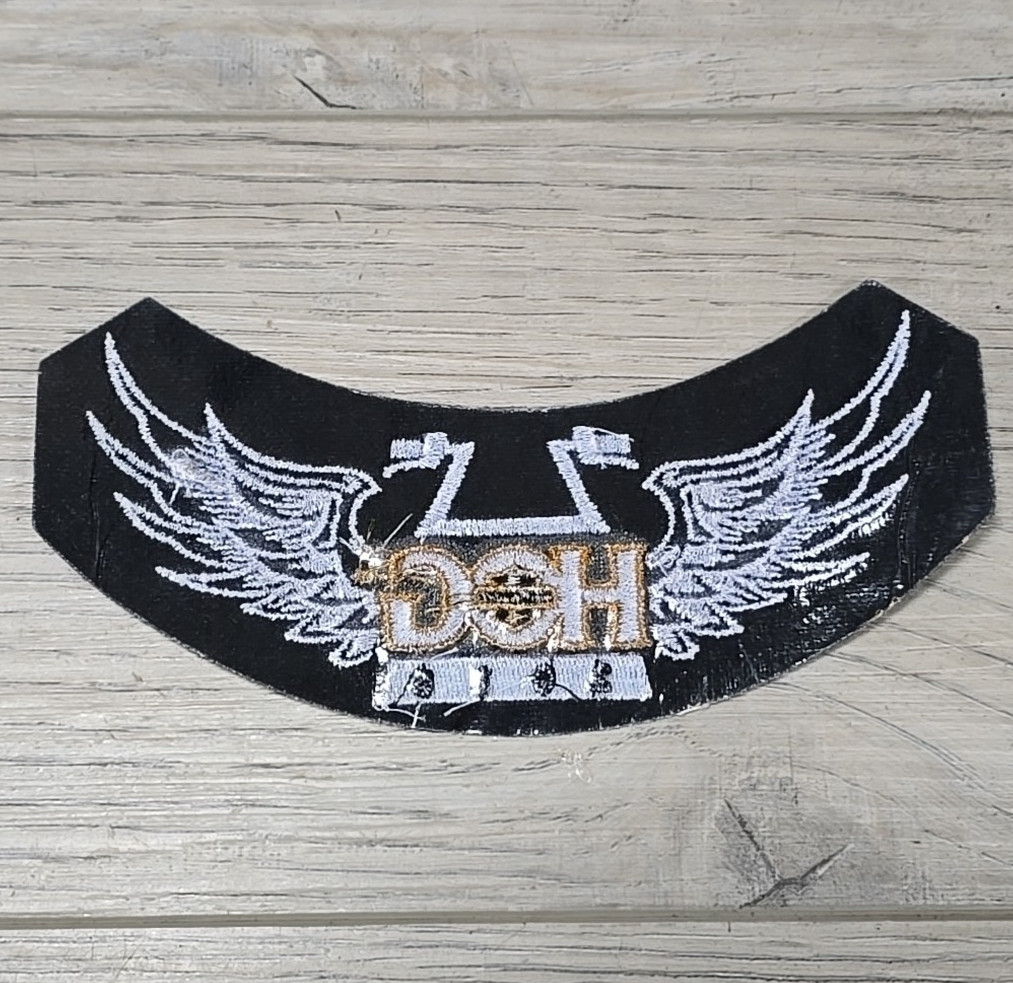 Harley Davidson HOG 2016 Rocker Patch Ape Hanger Handlebars Wings White Gold