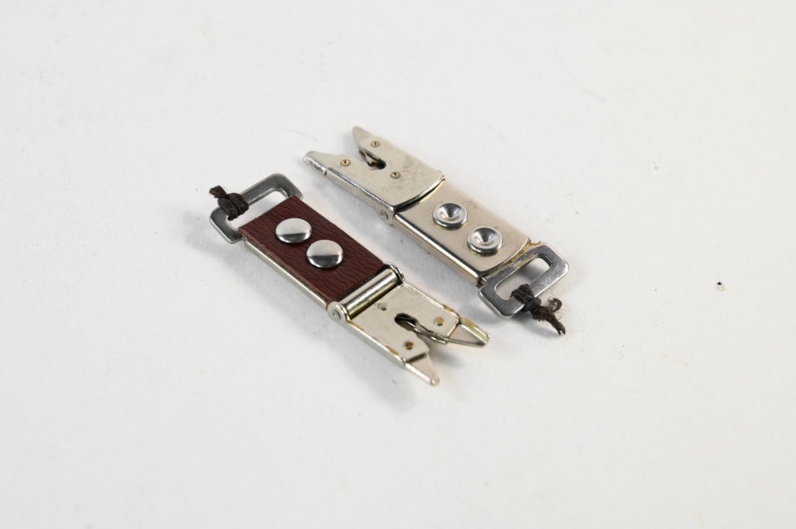 Rolleiflex Alligator Clips Lugs Set #G046