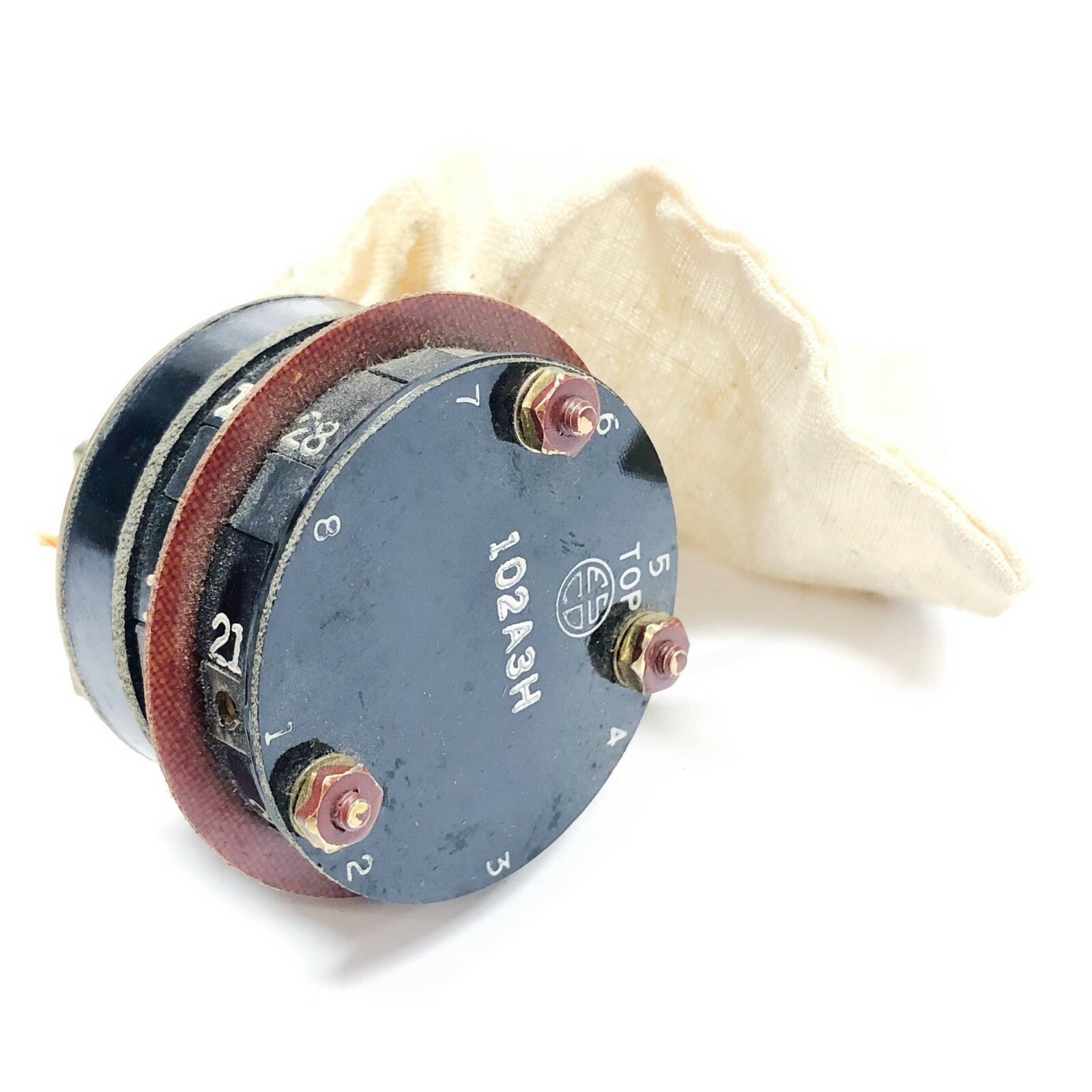 ESCD 102A3H Selector Switch, 3-Position, 2 Pole, Maintained