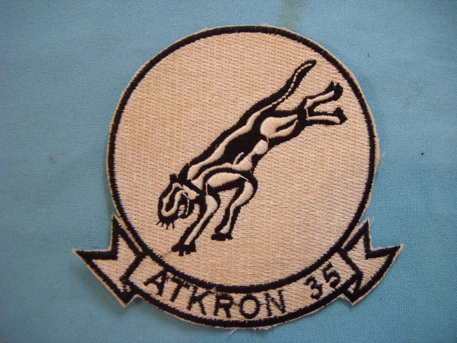 PATCH US NAVY ATTACK SQUADRON ATKRON 35  " BLACK PANTHER "