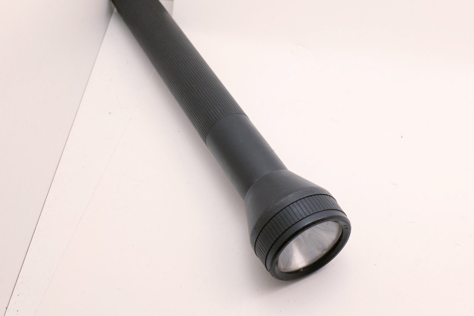 Streamlight 20XP LED Flashlight Handheld For Parts Not Working