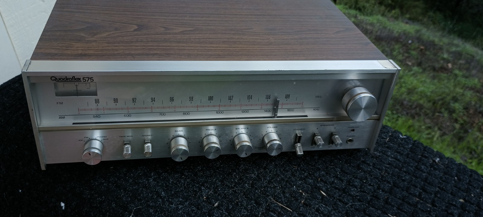 VINTAGE QUADRAFLEX 575 AM/FM STEREO RECEIVER