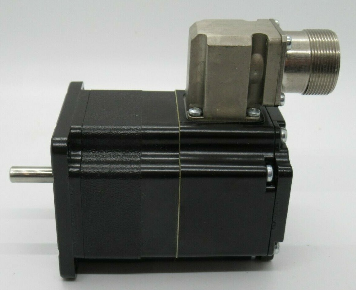BERGER LAHR VRDM 364/50 LHCOO 3-PHASE STEPPER MOTOR, 28.3 VAC, 5.2 A, NIOB
