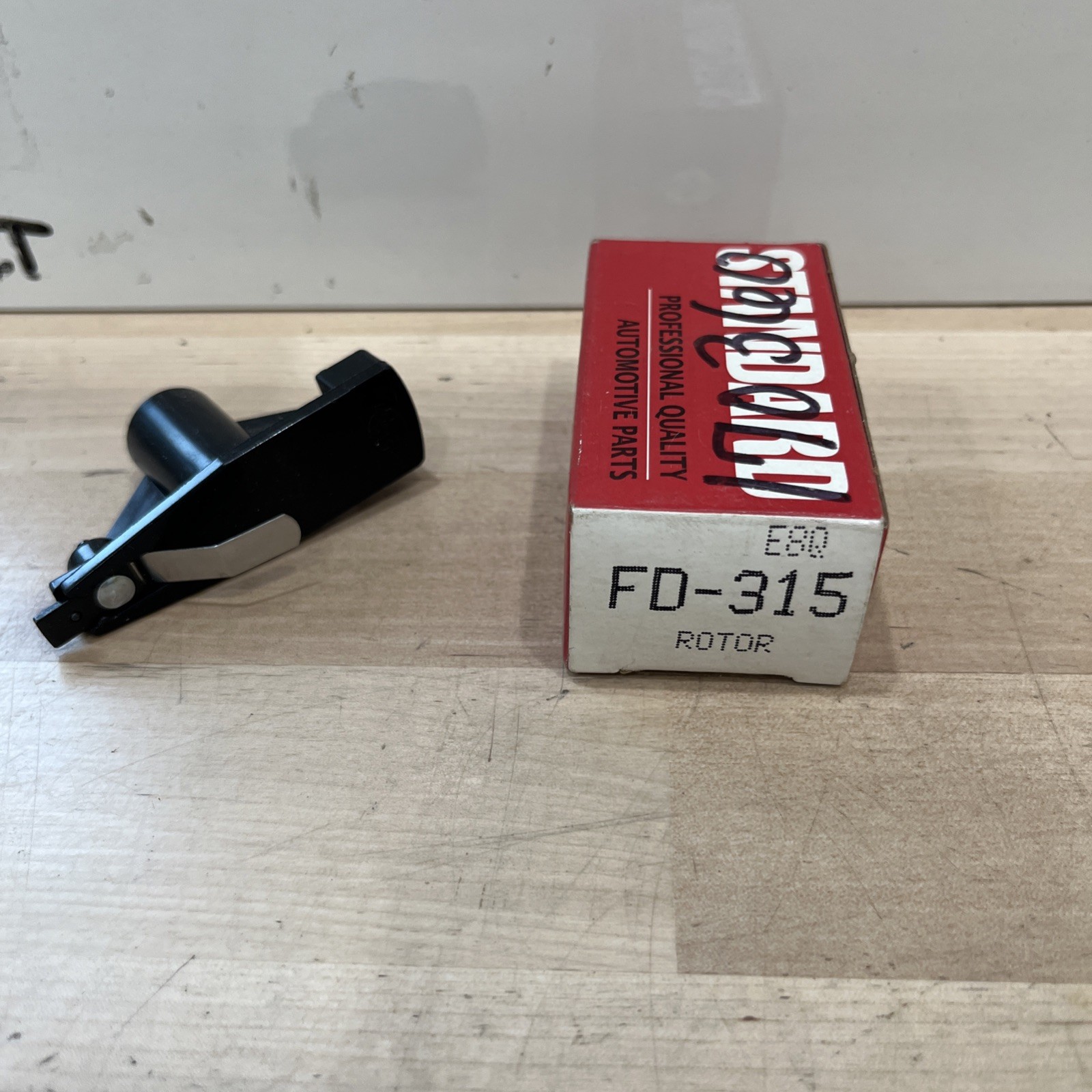 Standard FD-315 Distributor Rotor