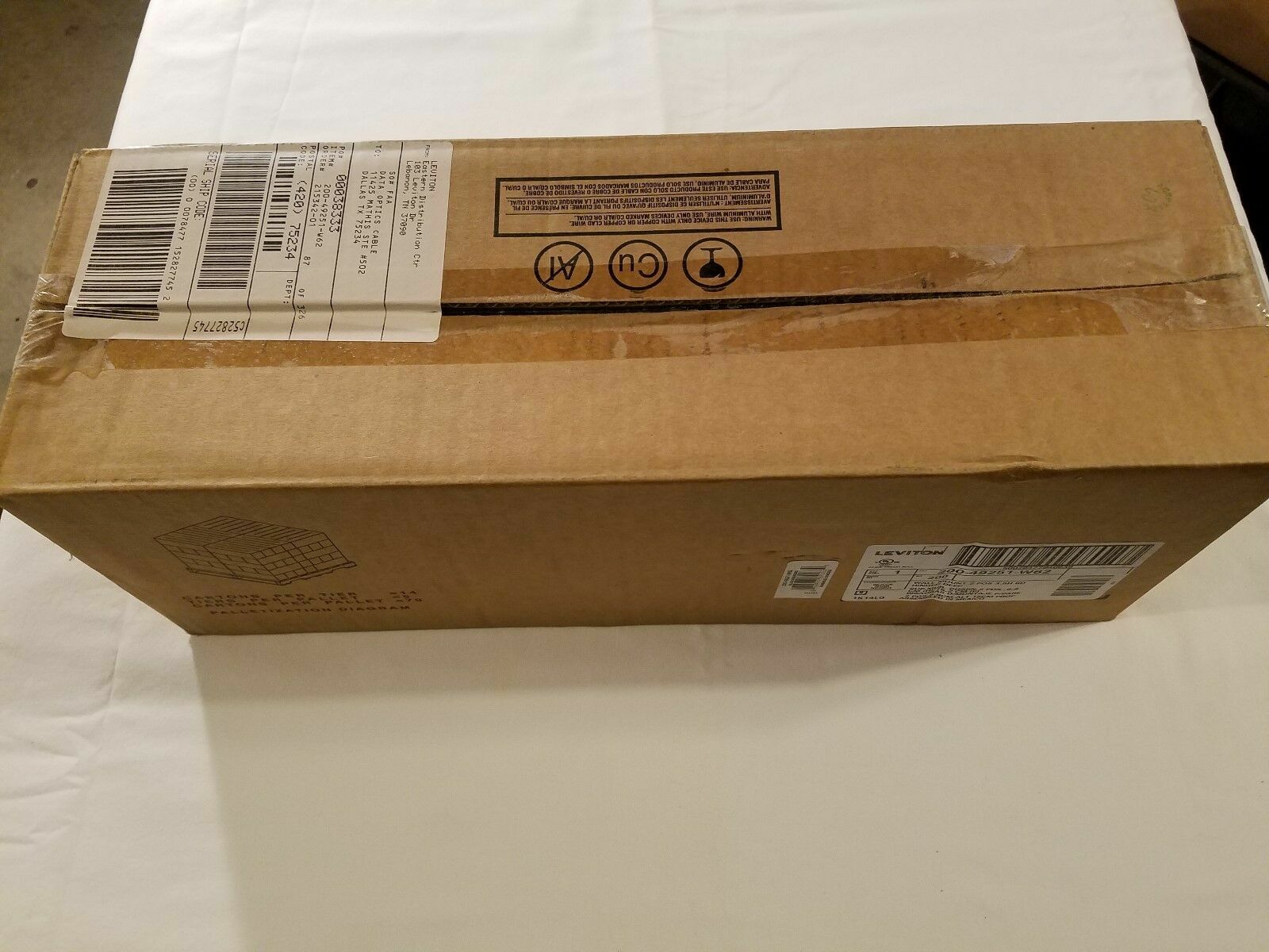 49251-W62 LEVITON 2-Position Hinged Wall-Mount Bracket 3.5" H X 6.0"