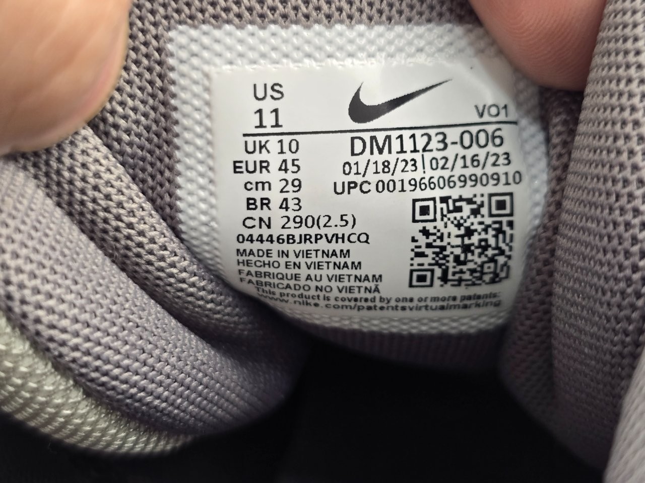 Nike LeBron Witness 7 Light Bone Flat Pewter Black Basketball Shoes Men’s 11