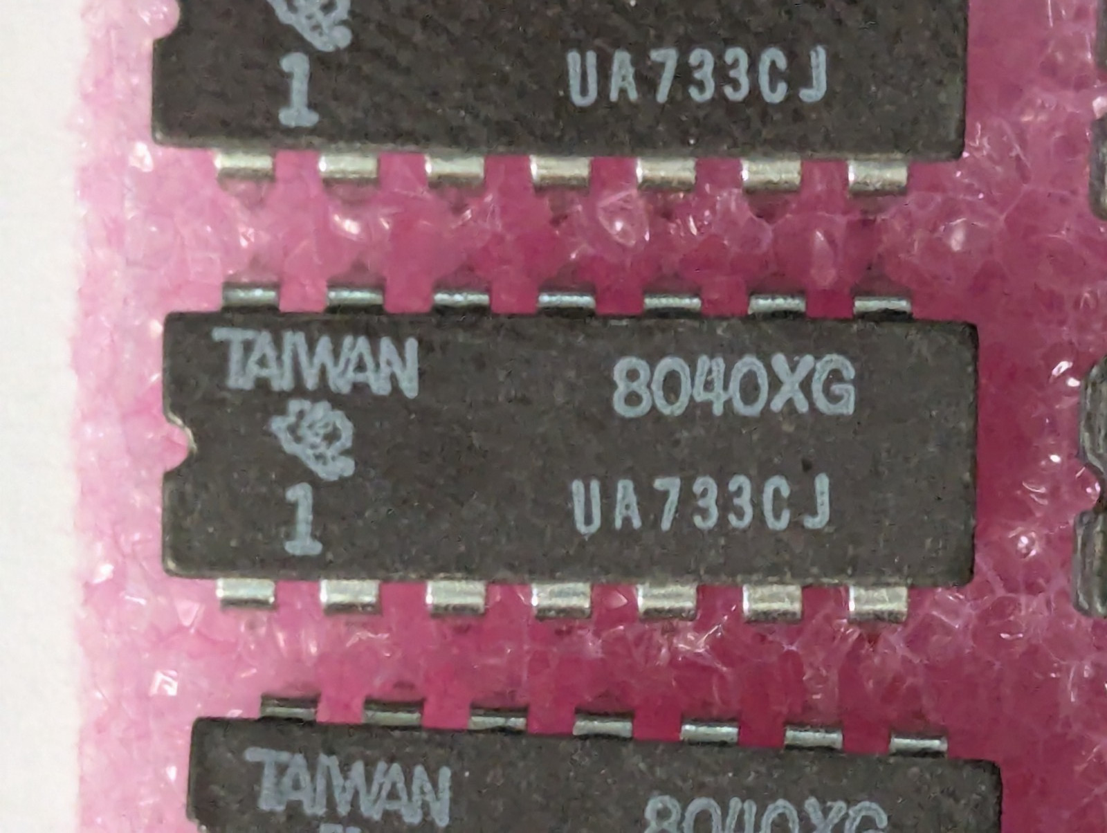 10PCS UA733  Differential Video Amplifier UA733CJ NOS