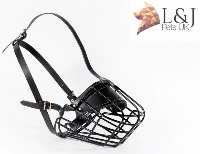 New Strong Metal Wire Basket  Dog Muzzle St. Bernard ,and other big dogs