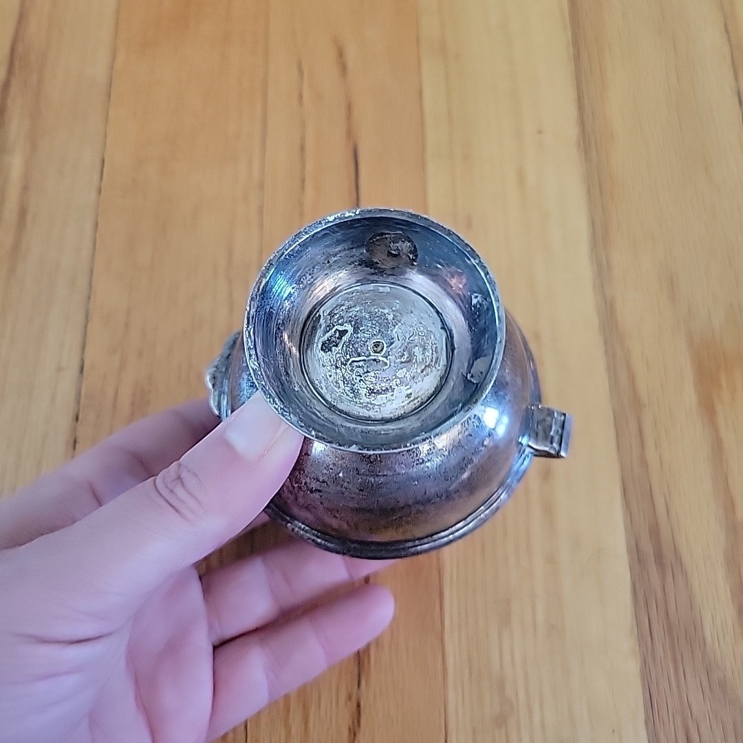 Silver Hinged Sponge Ball 3.5" X 4” Vintage Marked 128