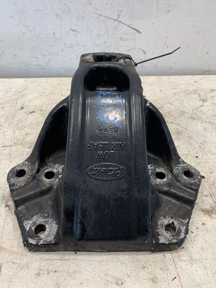 2009 Suspension Bracket 0152743 for Peterbilt 335 (641-12097)