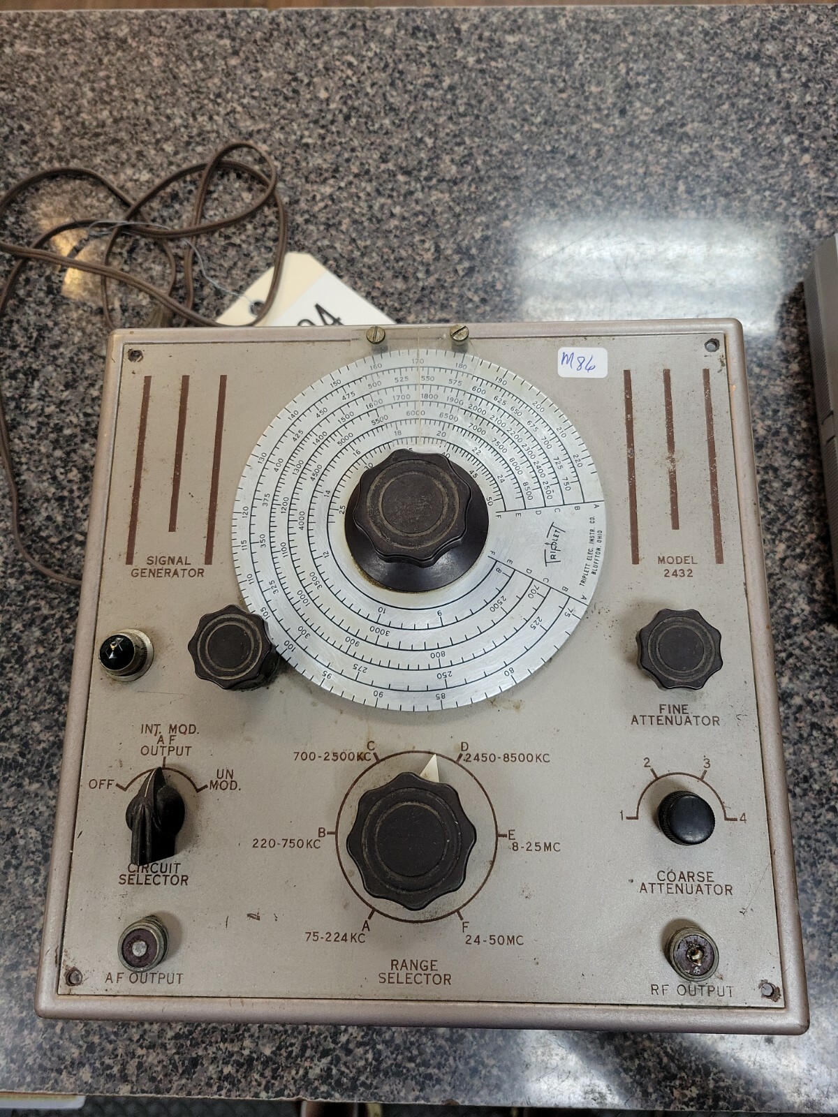 TRIPLETT 2432 SIGNAL GENERATOR AS IS ELECTRICAL