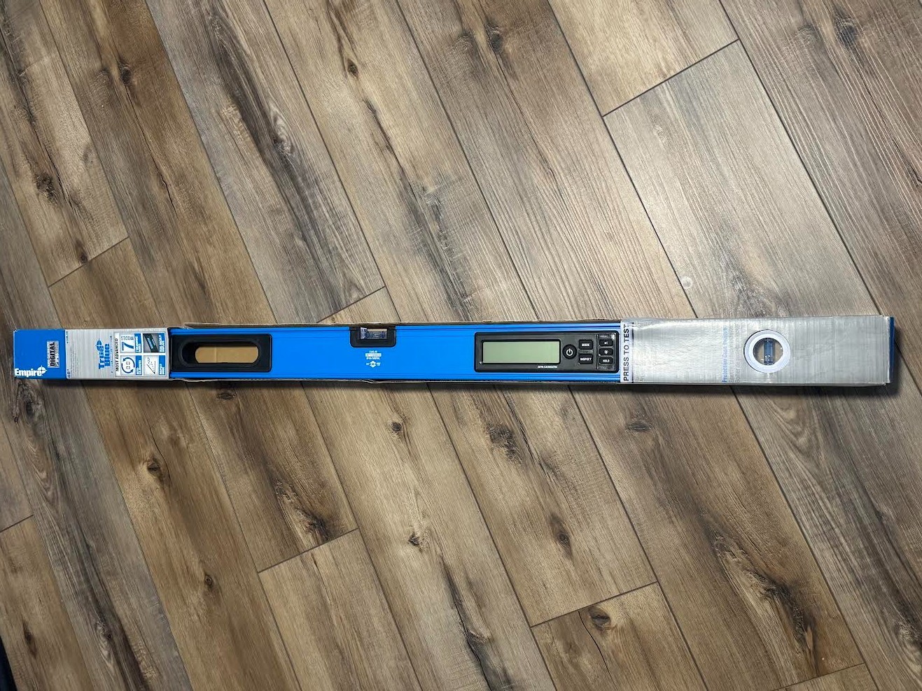 Empire e105.48 True Blue Level 48 In Digital Box Level With Case New