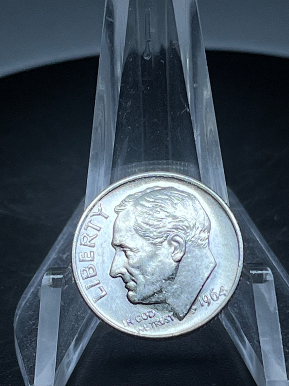 1964  Roosevelt Dime Uncirculated- BU- 90% Silver  #WX166