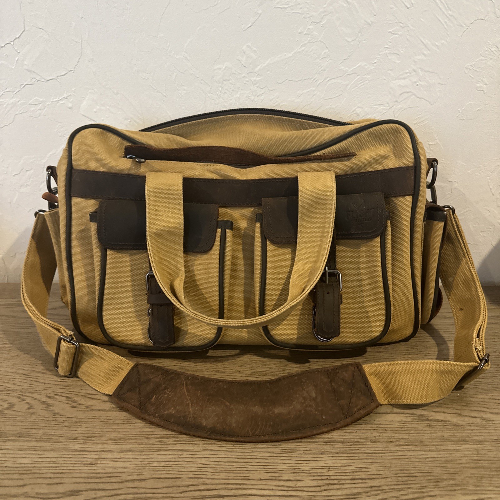 FLIGHT OUTFITTERS Bush Pilot Folio Bag Canvas Leather