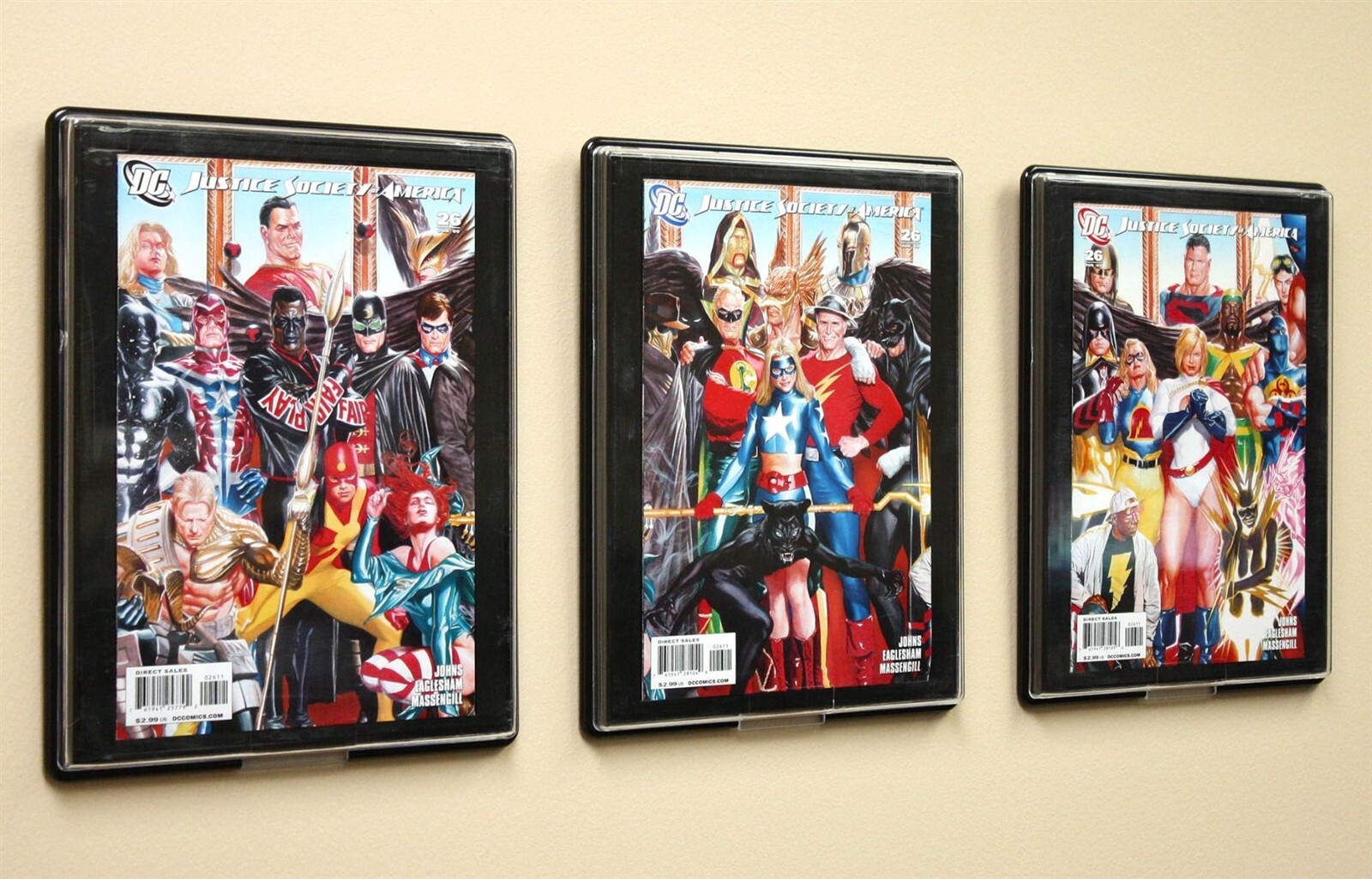 BCW Display Frame For 1 Current Modern Comic - Wall Mount Showcase UV Protection