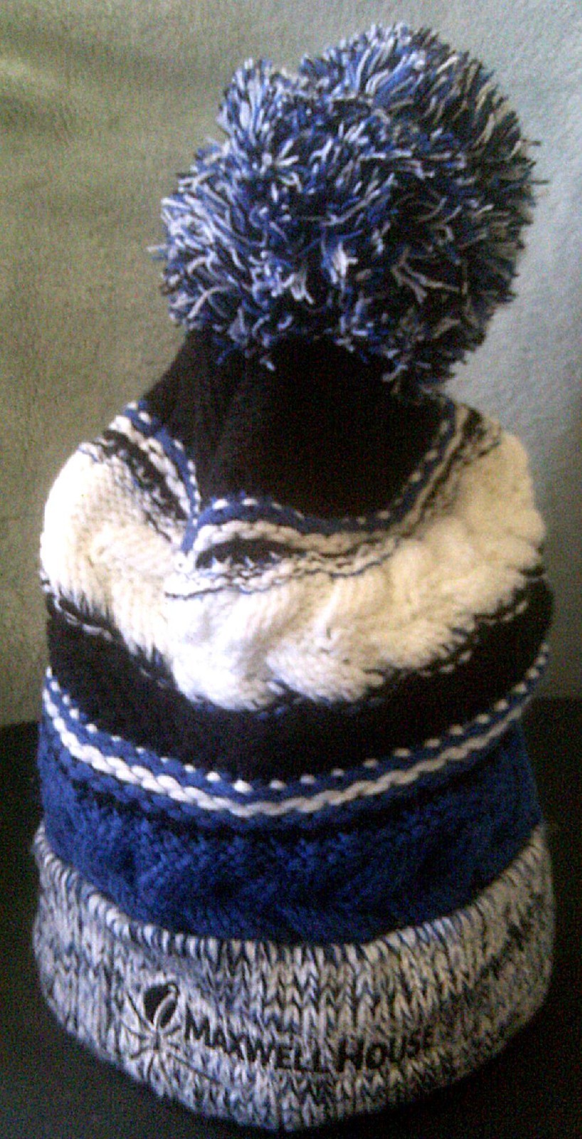 NEW NEVER WORN! 10 X 9 NAVY BLUE, BLACK, WHITE STRIPED SKI SNOW CAP HAT BEANIE!