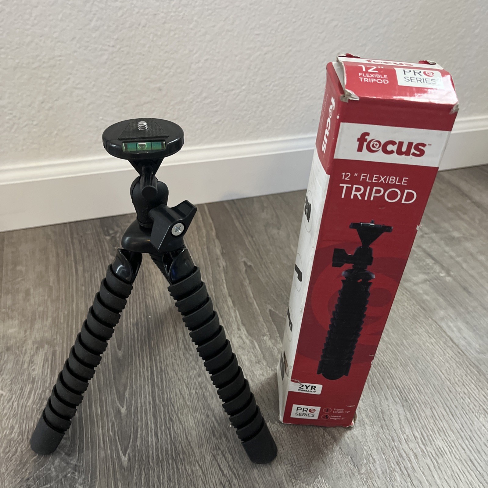 Focus Pro Series 12" Flexible Tripod - Universal Camera Mount NIB