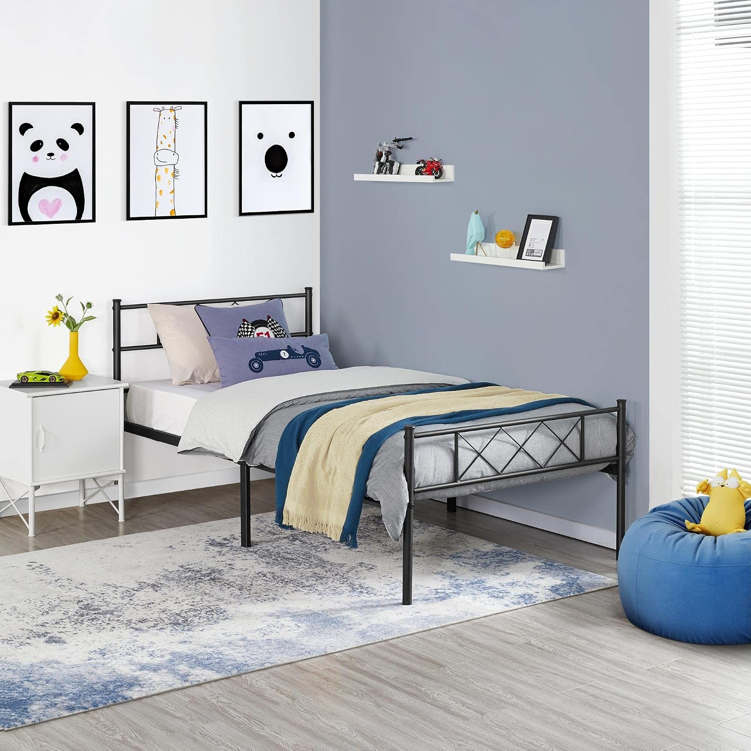 Black Metal Bed Frame with Headboard Mattress Foundation/Platform Bed/Slatted B