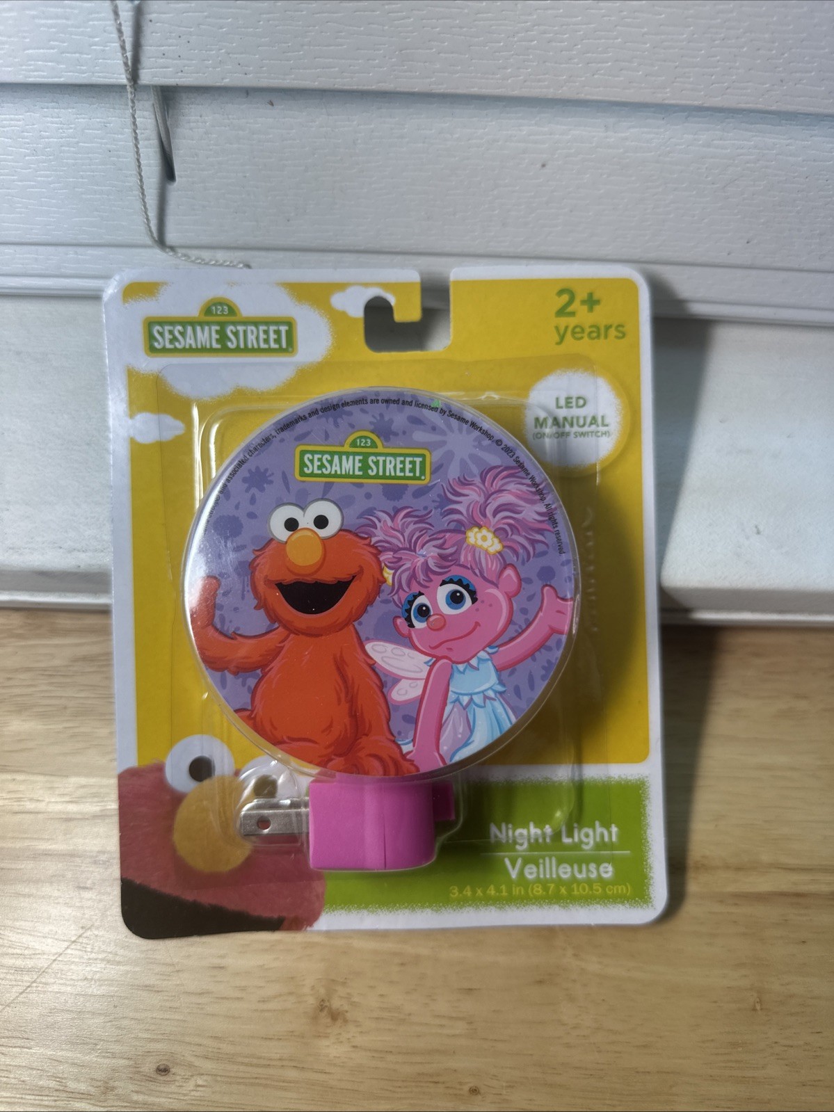 NEW Intertek Sesame Street Friends LED Night Light Elmo and Abby Cadabby