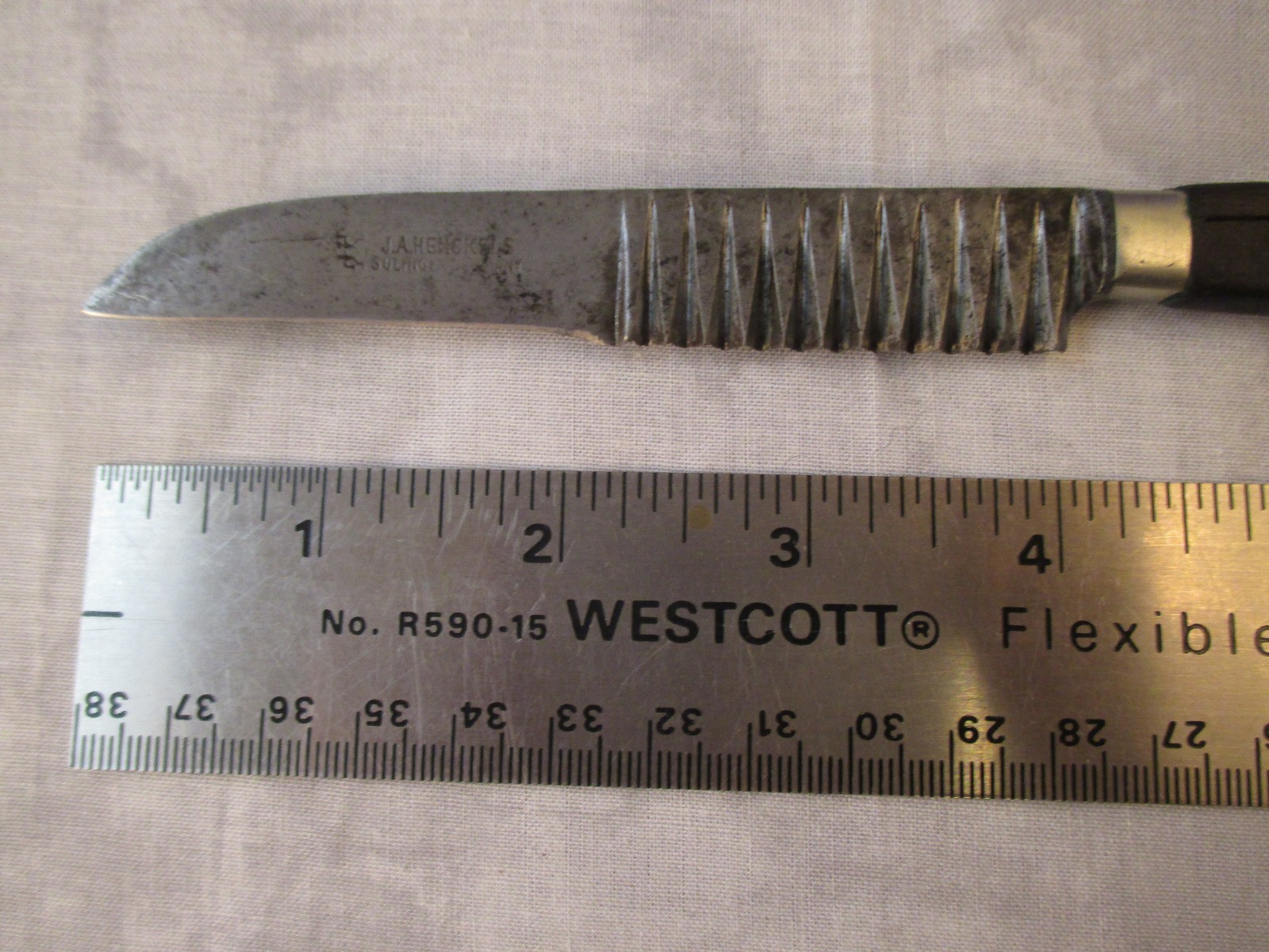 Henckels 4 inch Carbon Steel Decorating Knife