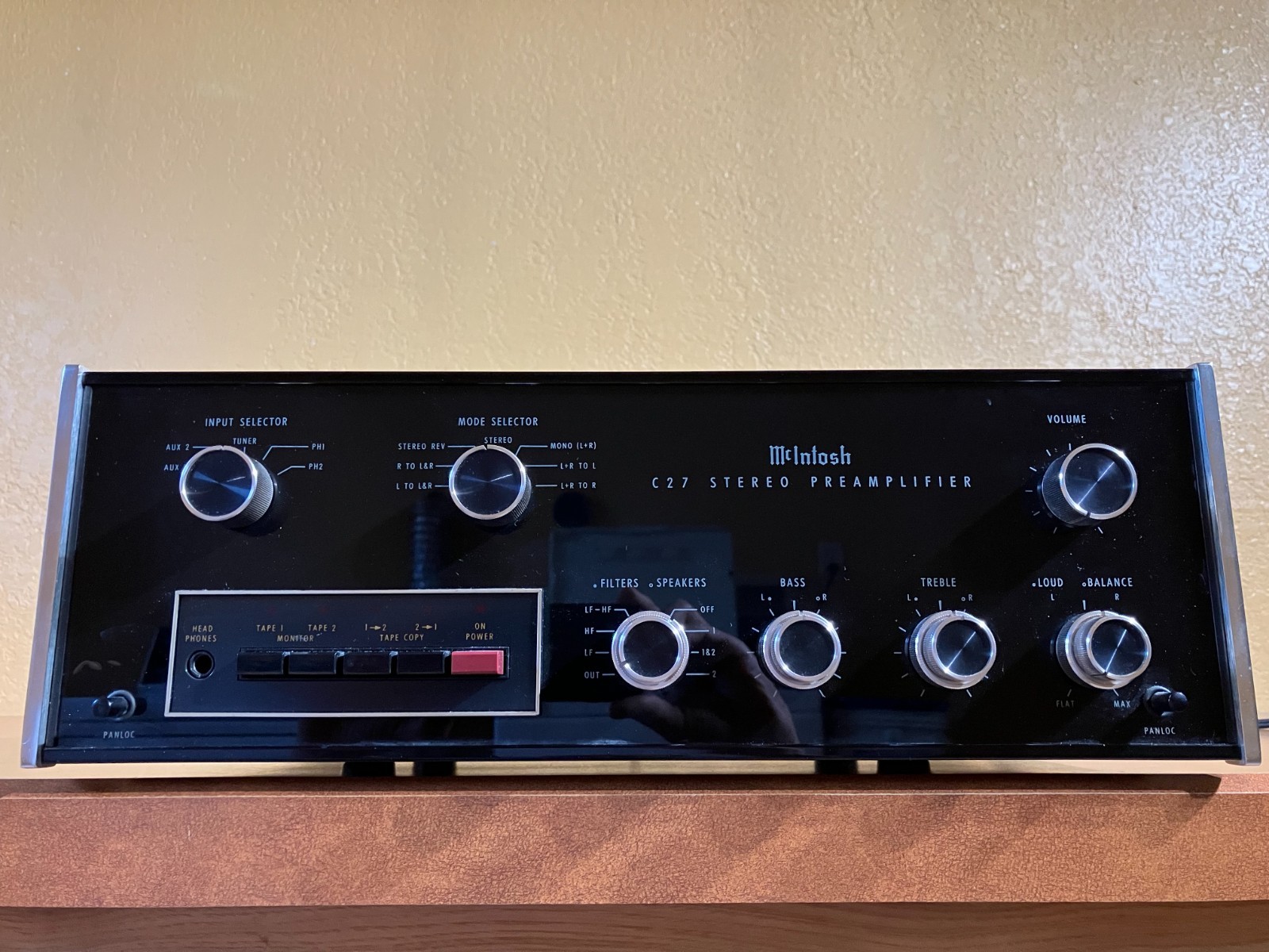 Mcintosh C27 Preamplifier Serviced