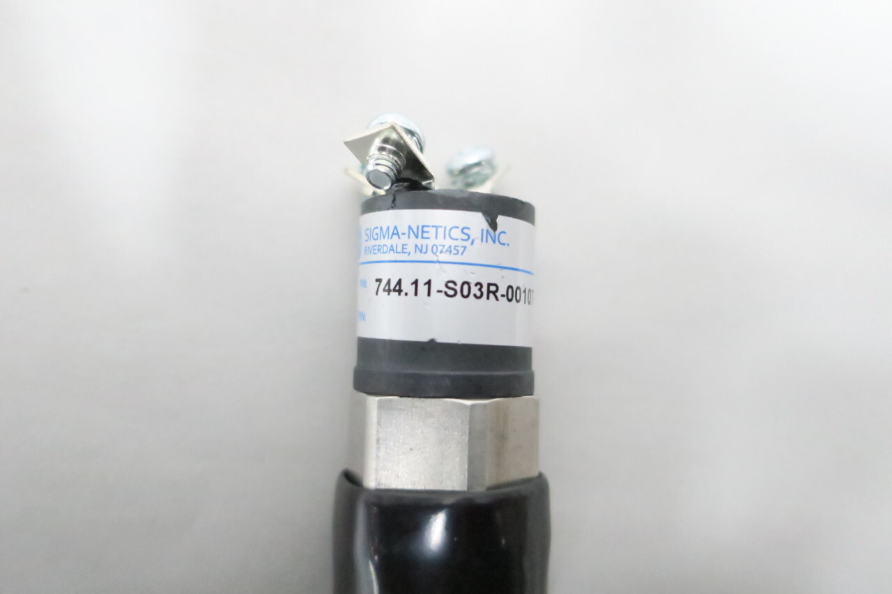 Sigma-netics 744.11-S03R-0010T Pressure Switch