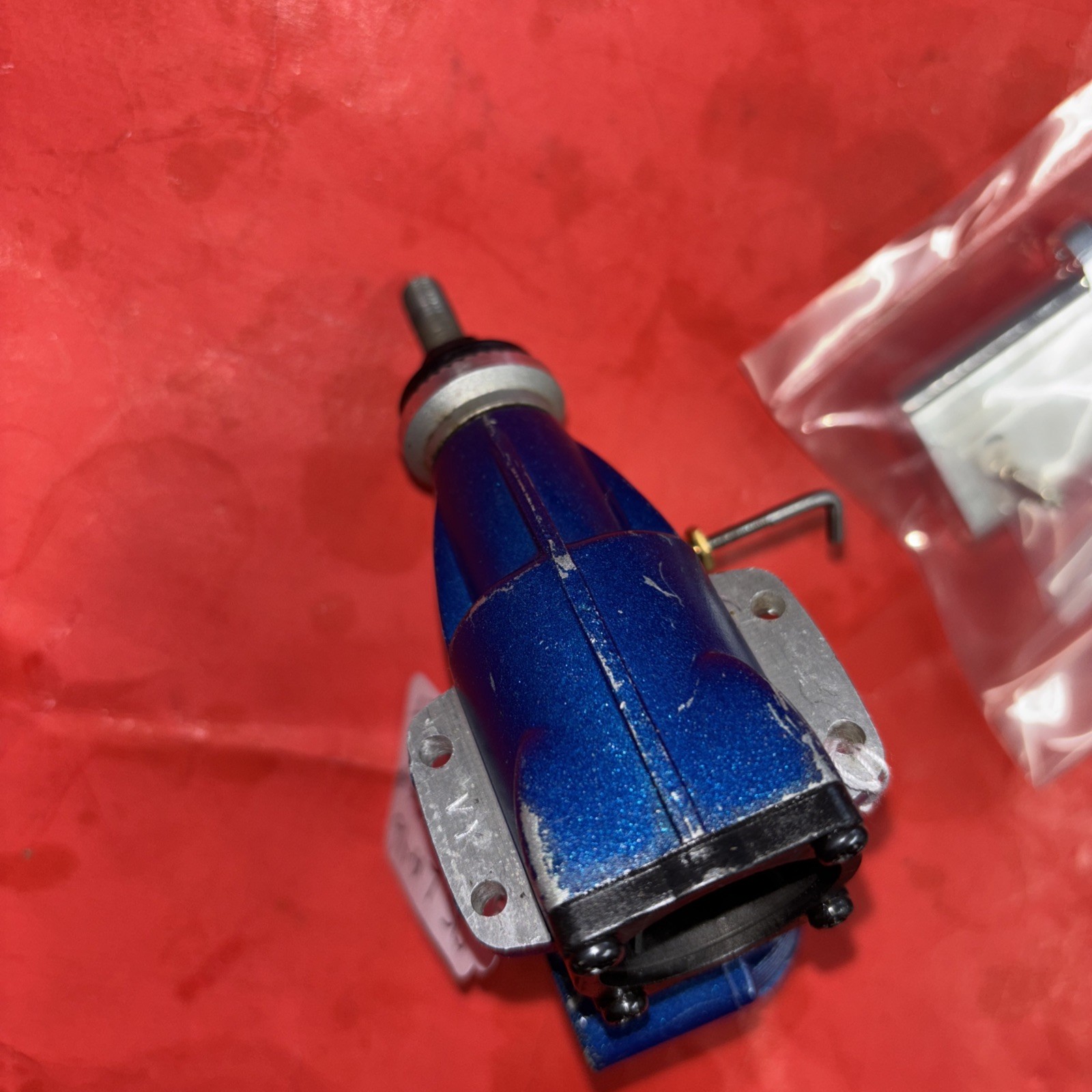 OS LA 46 C/L ENGINE EXCELLENT COMPLETE WITH T-MUFFLER #02A