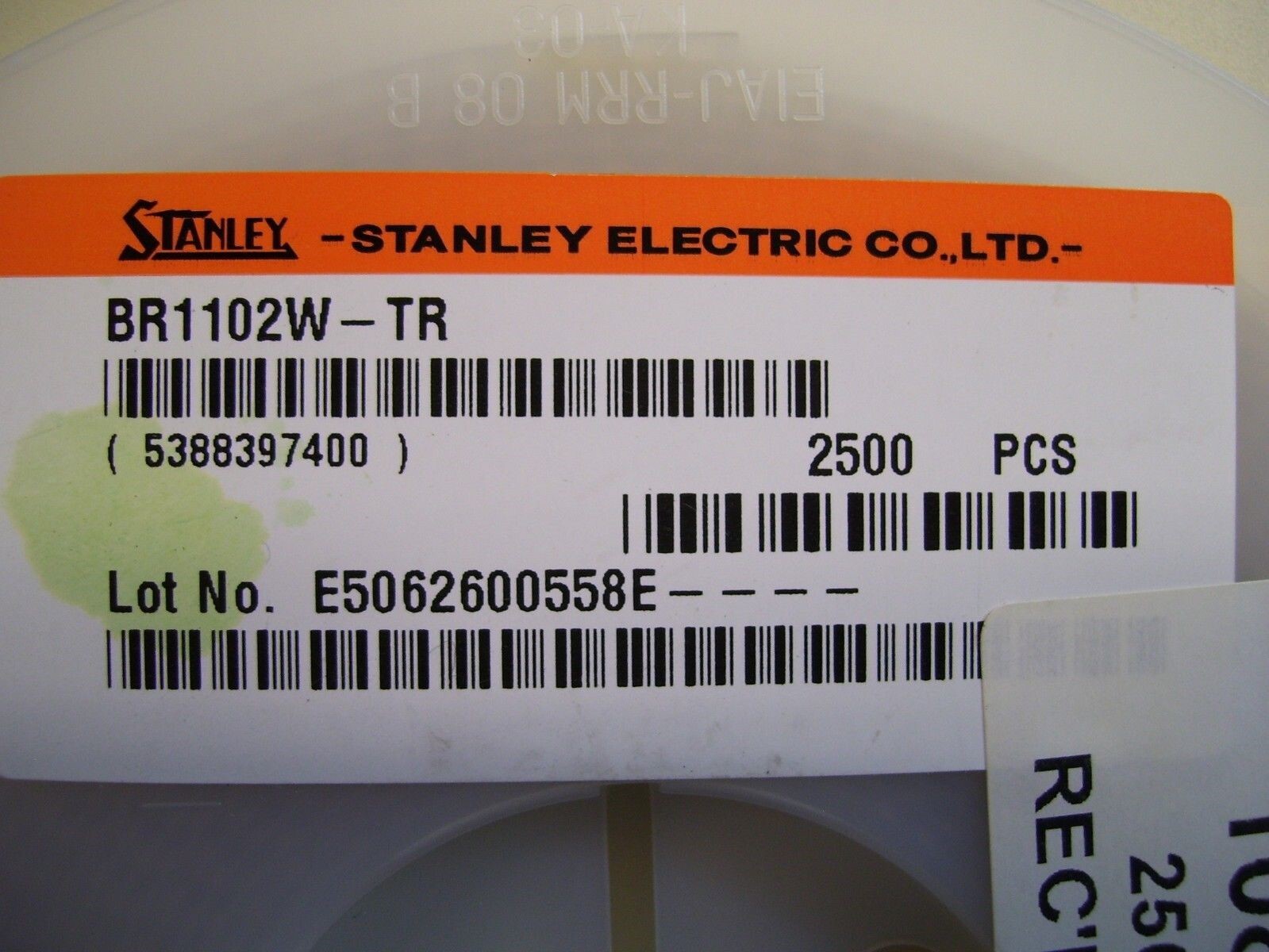 BR1102W Stanley Electronics BR1102W-TR LED RED CLEAR 1206 SMD 200 pieces