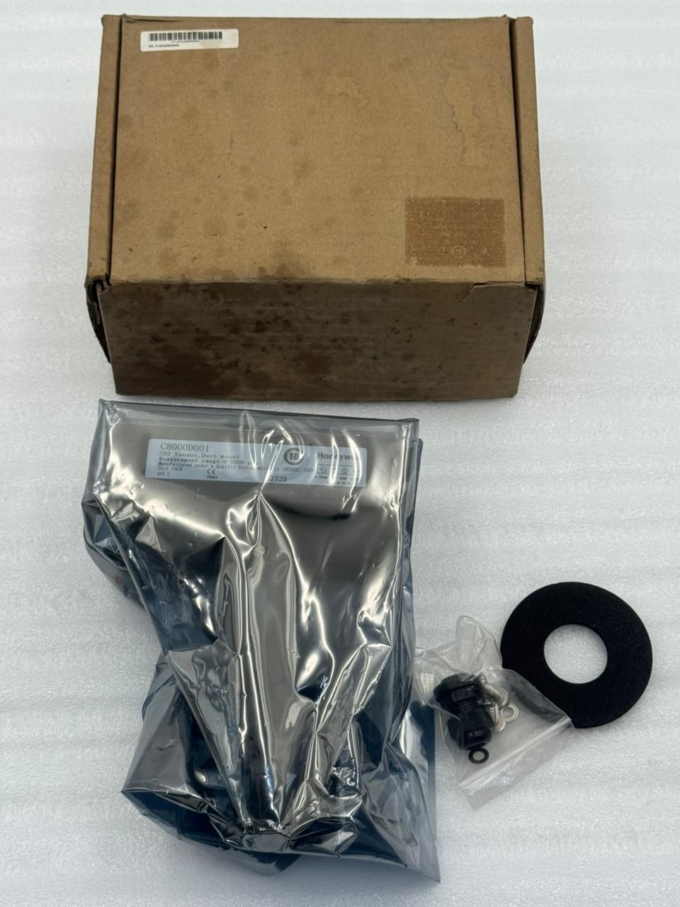 Honeywell C8000D001 C02 SENSOR DUCT MOUNT
